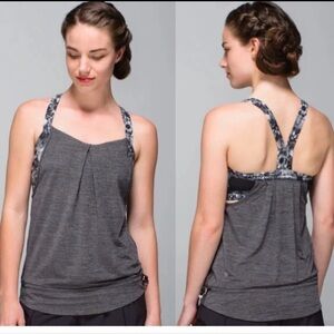 lululemon Rest Less Tank in Heathered Black / Flowabunga Black Angel Wing size 6